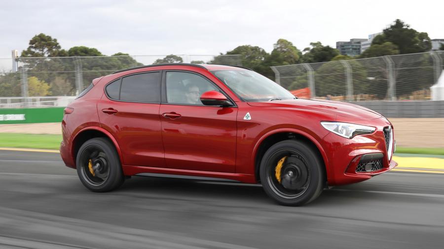  Alfa Romeo Stelvio Quadrifoglio (949) 2019 года  (AU) (фото 10 из 34)